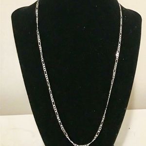 Beautiful 20 inch Silver Necklace